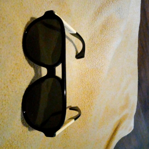 Gucci sunglasses (used) but wearable